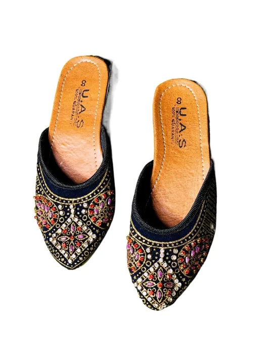 Nagra%20Shoes%20for%20Women%20Pakistani%20Style%20Comfortable%20Fashionable%20Footwear%20-%20Image%203