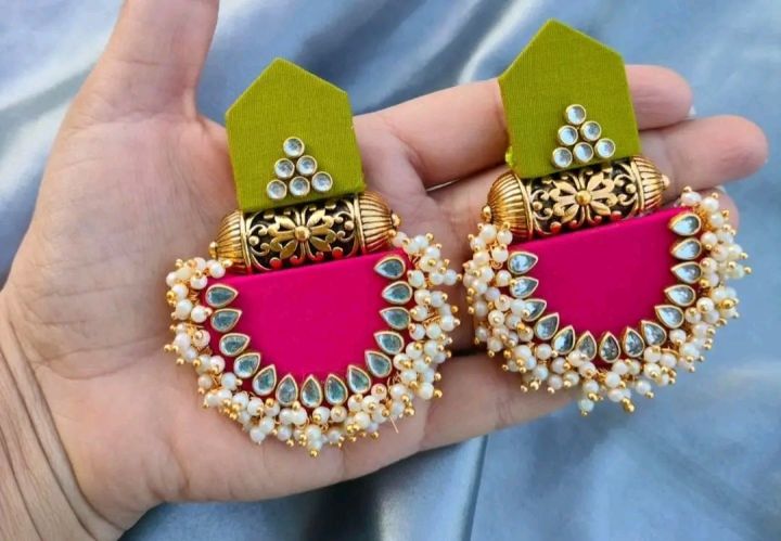 Hand%20Made%20Jewellery%20Set%20Customized%20Design%20-%20Image%204