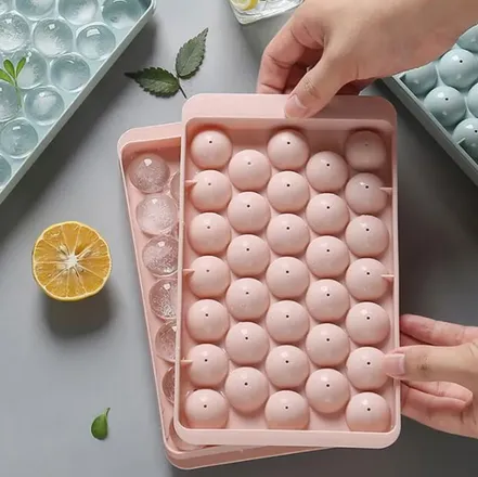 1PC%20Creative%20Round%20Ice%20Cube%20Tray%20With%20Lid%2018/33%20Grid%20Ice%20Molds%20Home%20Kitchen%20Cooler%20Tools%20-%20Image%205