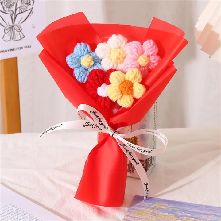 Colorful%20Crochet%20Bouquet%20Elegant%20Lightweight%20Hand%20Knitted%20Artificial%20Flower%20Mini%20Size%20Flower%20Arrangement%20for%20Valentine%20Wedding%20-%20Image%207