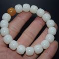 Seiko Flat Mouth Natural White Jade Bodhi Gradient Floating Flowers Old Barrel Beads Single Circle Bracelet Pliable Temperament Men and Women Rosary. 