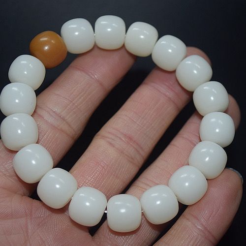 Seiko%20Flat%20Mouth%20Natural%20White%20Jade%20Bodhi%20Gradient%20Floating%20Flowers%20Old%20Barrel%20Beads%20Single%20Circle%20Bracelet%20Pliable%20Temperament%20Men%20and%20Women%20Rosary%20-%20Image%208