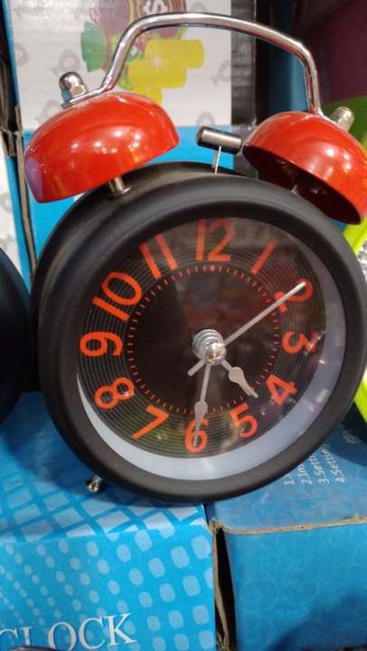 Twin%20Bell%20Alarm%20Clock%20Battery%20Operated%20Loud%20Home%20Bedroom%20Quartz%20Alarm%20Clock-Medium%20size%20-%20Image%204