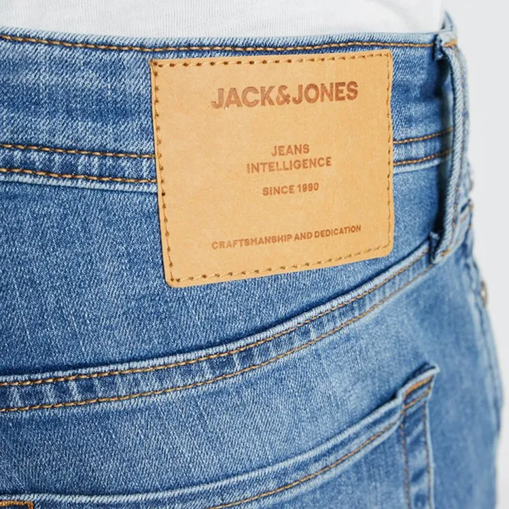 Slim-fit%20Stretchable%20Denim%20Jeans%20Pant%20For%20Men%20-%20Deep%20Blue%20-%20Image%204