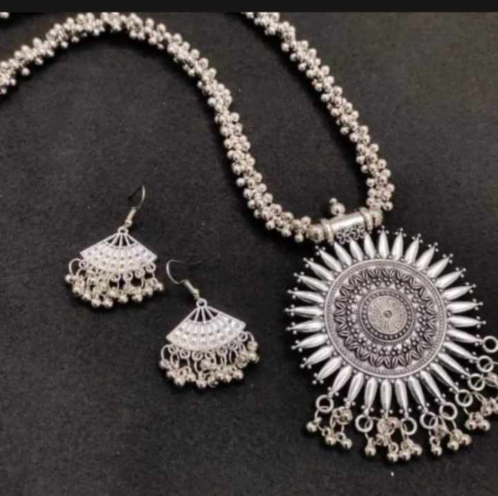 Trendy Women's Sita Necklace Set for Party and Special Occasions