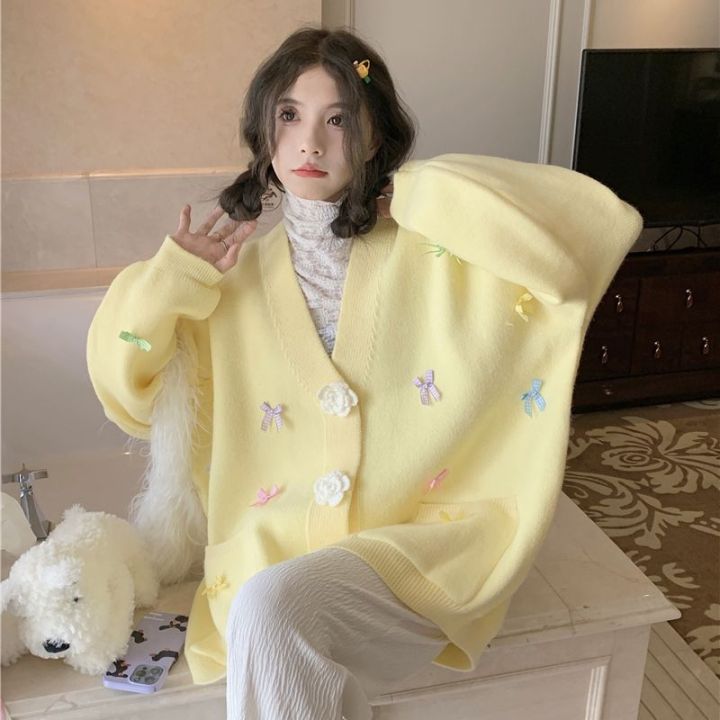 Women's%20Clothing%20New%20Korean%20Style%20Lazy%20Style%20Sweet%20Age-Reducing%20Candy%20Color%20Bow%20V%20Collar%20Three-Dimensional%20Flower%20Cardigan%20Sweater%20-%20Image%203