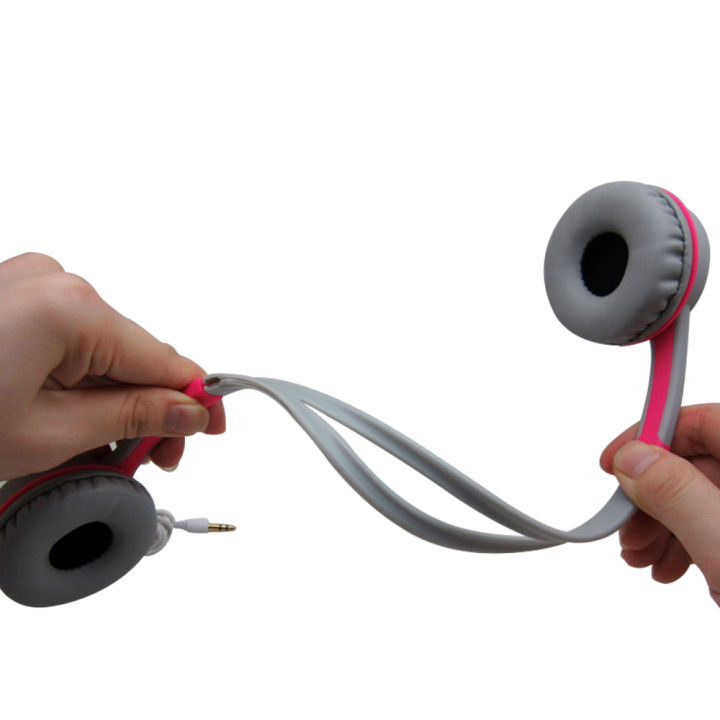 Soft%20Wired%20Headphones%20For%20Children%203.5mm%20Kids%20Over-ear%20Headphones%20High%20Bass%20Headset%20Adjustable%20Music%20Earphones%20For%20Ipad%20Phone%20PC%20-%20Image%204