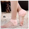 Comfortable Silicon Moisturizing Heel Swelling Pain Relief Foot Support to Eliminate cracks.