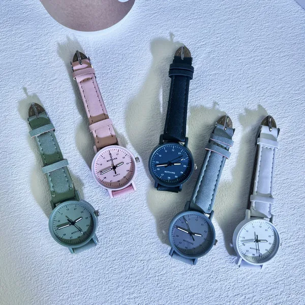Simple%20Temperament%20Ladies%20Watch%20Ins%20Style%20Girls%20Middle%20School%20Girls%20Small%20Fresh%20Antique%20Forest%20Style%20Antique%20Watch%20-%20Image%205