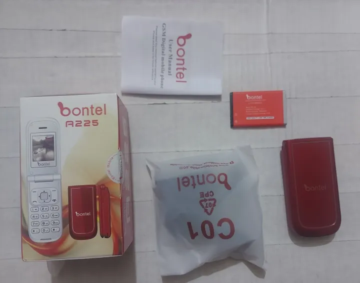 Bontel%20A225%20Stylist%20Folding%20Phone%20Dual%20Sim%20With%20Warranty%20-%20Image%204