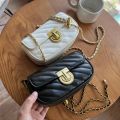 Retro Small Square Bag Style Mini Chain Bag Fashion All-Match Soft Shoulder Bag Messenger Bag.