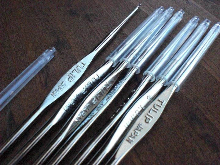 Crochet%20Hooks-TULIP%20JAPAN%20Stainless%20Steel%20GOLDEN%20POINT%20-%20Image%202