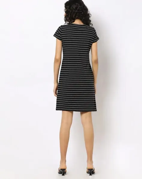 Teens%20Yarn%20Dye%20Fashionable%20Long%20Tops%20-%20Image%203