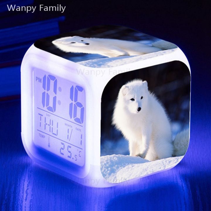 Arctic%20Fox%20Alarm%20Clock%207%20Color%20Changing%20Multifunction%20Digital%20Clock%20Kids%20Room%20Bedside%20Touch%20Sensing%20Night%20Lights%20Electron%20Watch%20-%20Image%204
