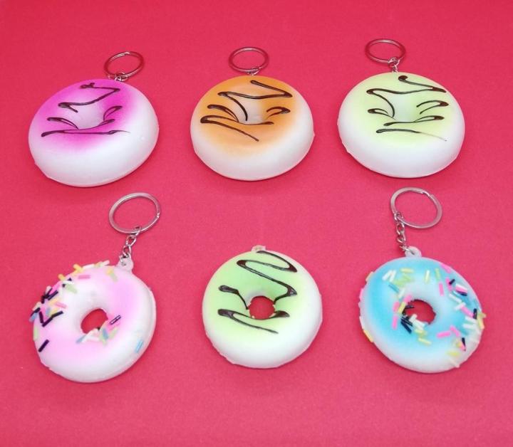 Big%20Doughnut%20Shaped%20Squishy%20Toy%20with%20Key%20Ring%20-%20Image%204