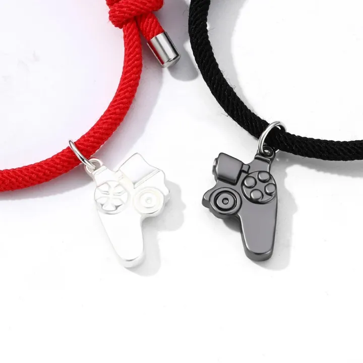 A%20Pair%20Fashion%20New%20game%20console%20handle%20couple%20bracelet%20magnet%20stone%20charm%20bracelet%20men%20and%20women%20Valentine's%20Day%20gift%20-%20Image%204