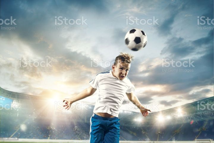 Deer%20Brand%20Football%20Size%205%20Non-stitched%20Water%20Resistance%20-%20Image%206