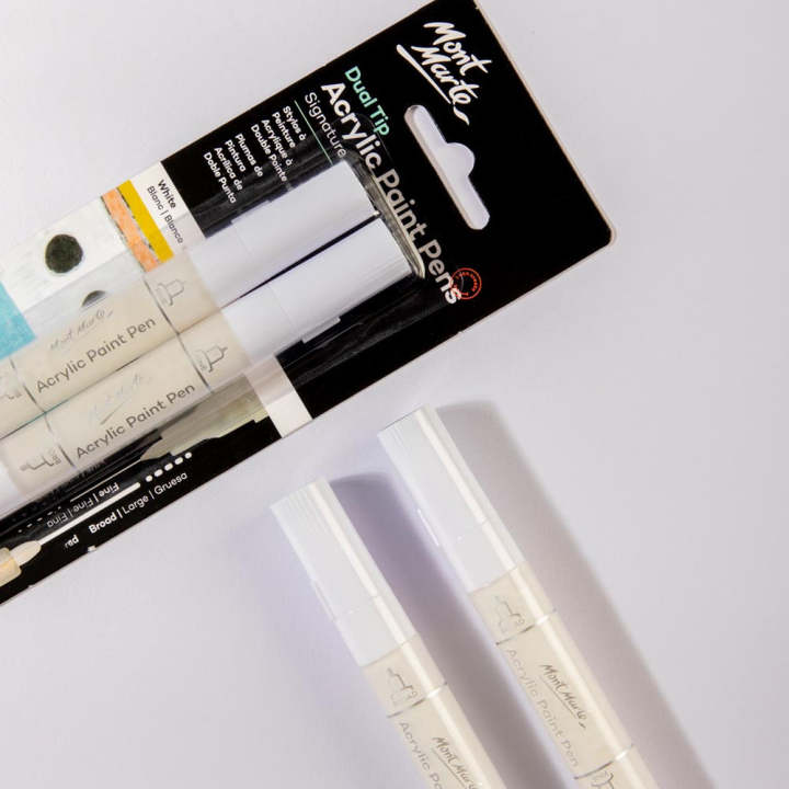 Mont%20Marte%20Acrylic%20Paint%20Pens%20Dual%20Tip%20White%202pc%20-%20Image%203
