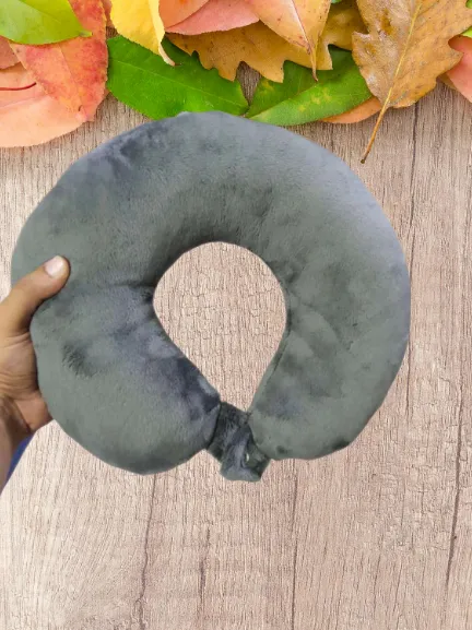 Trendsetter%20-Craftsmanship%20and%20Trendy%20-Premium%20Neck%20Pillow%20For%20Travel%20-%2012%20X14-%20Progressively%20Better%20Remarkable%20-%20Disclose%20Styles%20&%20Luxe%20-%20Image%202