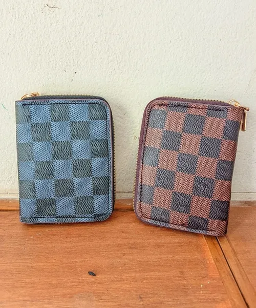 New%20Debit%20or%20Credit%20Card%20Holder%20with%20Money%20pocket%20For%20Men/Women%20-%20Image%205