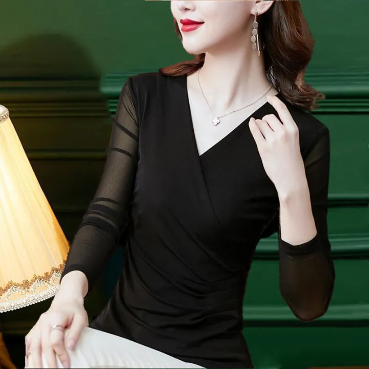 2023%20Spring%20and%20Autumn%20New%20Korean%20Style%20Western%20Style%20Slim%20Fit%20Black%20Mesh%20Cross%20V%20Collar%20Bottoming%20Shirt%20Long-Sleeved%20Top%20T%20Women's%20T-shirt%20-%20Image%204