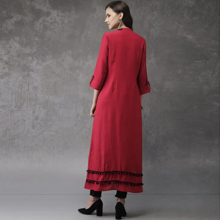 Maroon%20Linen%20Kurti%20for%20Women%20(Tailor%20Made)%20-%20Ball%20Lace%20-%20Image%203