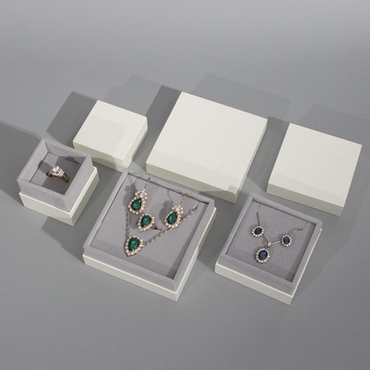 Three%20Layers%20Of%20Appearance%20White%20Filled%20Paper%20With%20Black%20Velvet%20And%20Gray%20Velvet%20Can%20Put%20Ring%20Earrings%20Necklace%20Jewelry%20Box%20-%20Image%205