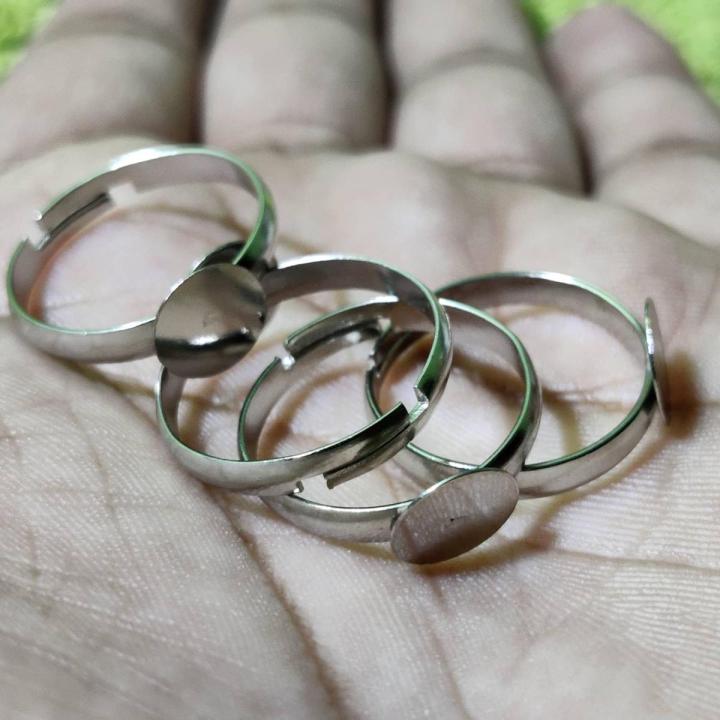 10 Pisces Finger Ring Base Silver/ Golden