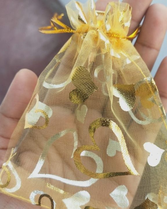 9*12%20cm%20Organza%20Pouch%20bag%20%7C%20Mini%20Gift%20Bag%20%7C%20Mesh%20Bag%20Multi%20Darwable%20Organza%20Bags%20Small%20Love%20Design%20Wedding%20Favor%20Gift%20bag%20Jewellery%20Packaging%20Bags%20-%20Image%204