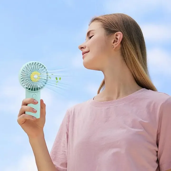 Mini%20Fan%20Handheld%20Cute%20Flower%20Design%20Compact%20Cooling%20Fan%203%20Speeds%20USB%20Rechargeable%20Small%20Handheld%20Fan%20For%20Women%20Men%20Kids%20Outdoor%20-%20Image%204