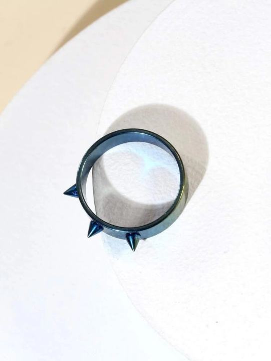 Sale%20Stainless%20Steel%20Punk%20Spike%20Rivet%20Ring%20Cone%20for%20Men%20/%20Women%20-%20Image%203