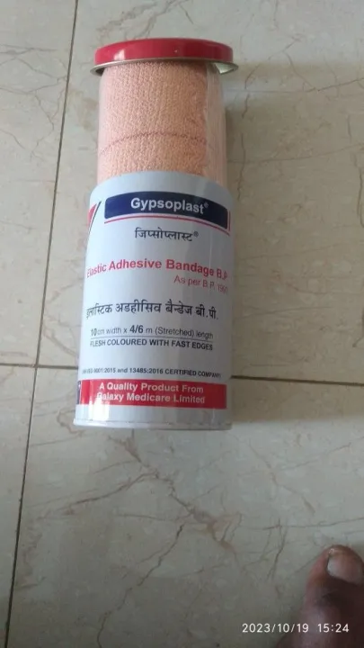 GYPSOPLAST%20Elastic%20Adhesive%20Bandage%20B.P%20(10cm%20X%204/6m)%20-%20Image%203