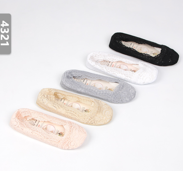 Versatile%20-Choice%20and%20Remark%20-Lace%20Socks%20for%20women%20soft%20cotton%20net%20Socks%20for%20women-%20Avant-garde%20Remarkable%20-%20Disclose%20Styles%20&%20Luxe%20-%20Image%205