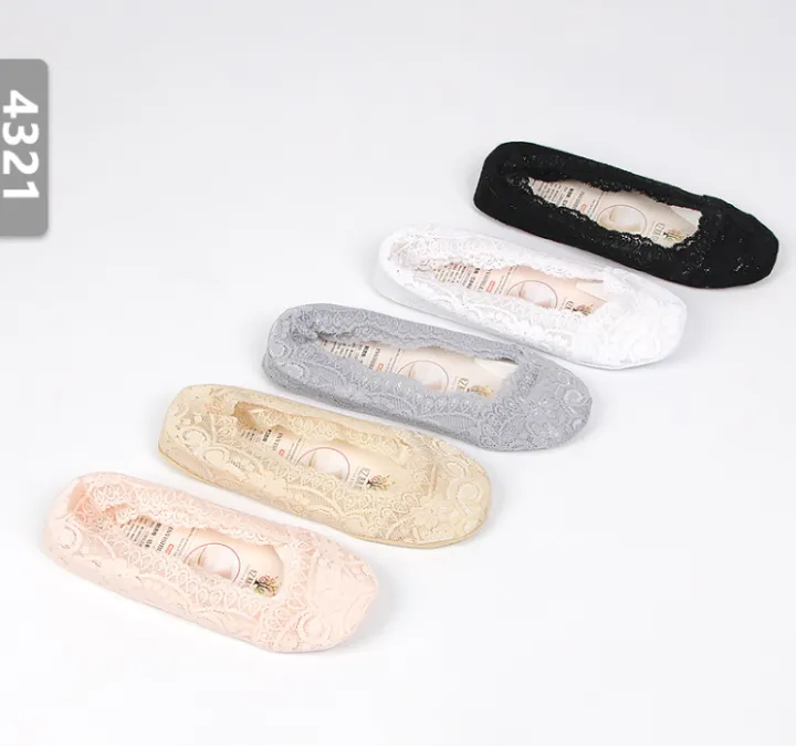 Versatile%20-Choice%20and%20Remark%20-Lace%20Socks%20for%20women%20soft%20cotton%20net%20Socks%20for%20women-%20Avant-garde%20Remarkable%20-%20Disclose%20Styles%20&%20Luxe%20-%20Image%205