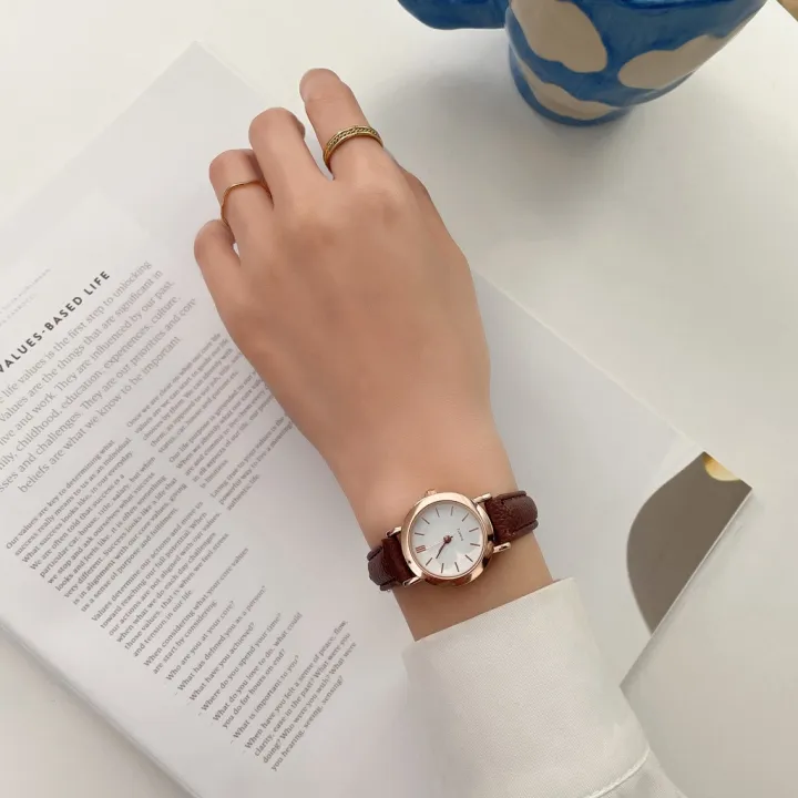 Vintage%20Women%20Quartz%20Watches%20Classic%20Small%20Round%20Elegant%20Dress%20Wristwatches%20Leather%20Band%20Simple%20Female%20Clock%20Reloj%20Mujer%20-%20Image%202