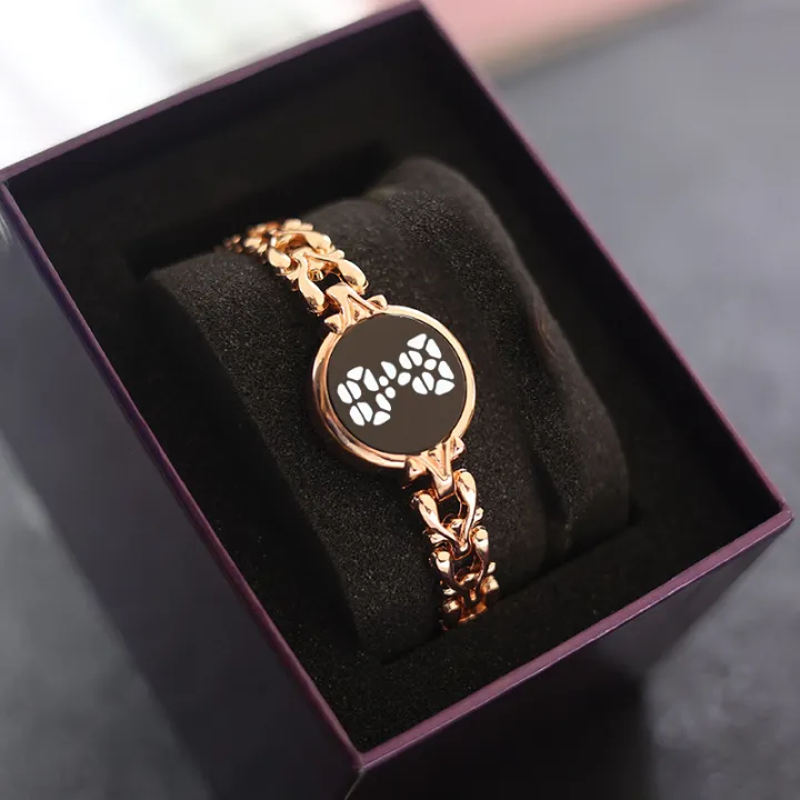 Trendy%20and%20Avant-garde%20Ladies'%20LED%20Watch%20Unique%20Chain%20Strap%20Design%20Leading%20The%20Trend%20Stainless%20Steel%20Waterproof%20and%20Scratch%20Resistant%20Women's%20Wristwatch%20Showcases%20Personal%20Charm%20-%20Image%207