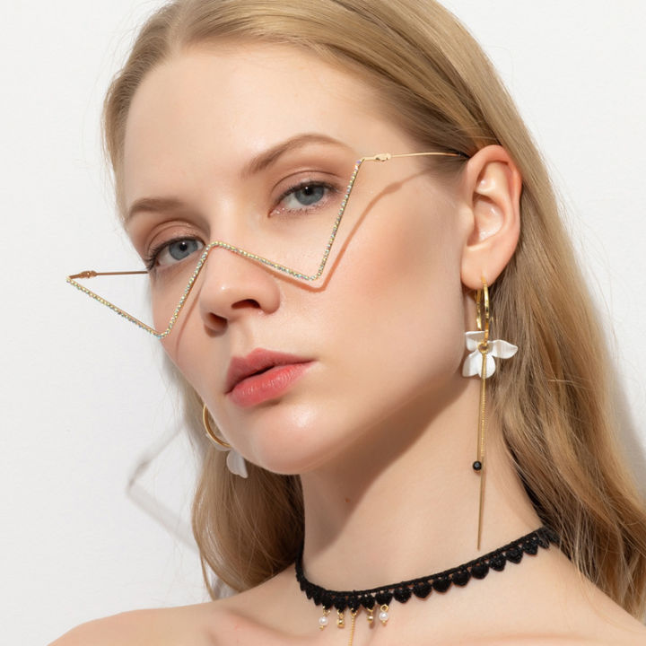 Personality no sheet metal inlaid diamond glasses female tide European and American ins style half frame street shot V-shaped decorative frame male s2057