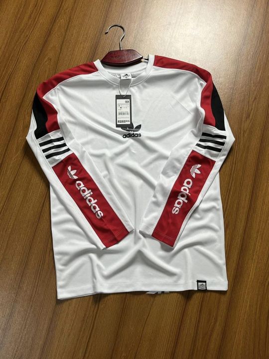 Men's%20Premium%20Regular-Fit%20Full-Sleeve%20Mesh%20Febric%20T-Shirt%20with%20Round%20Neck%20-%20Lightweight%20Comfort%20for%20Everyday%20Wear%20-%20Image%209