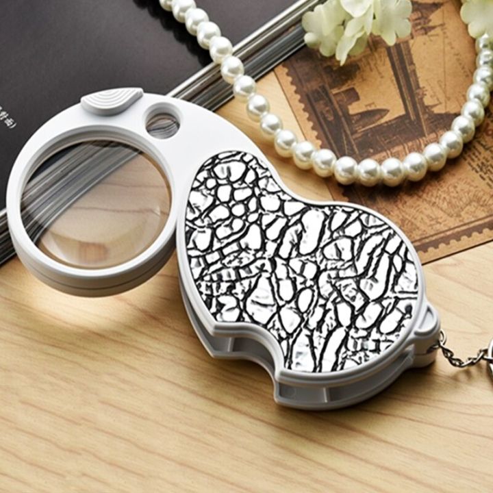 Double%20Lens%20LED%20Magnifying%20Glass%20Folding%20Keychain%20Handheld%20Illuminated%20Magnifies%20Pocket%20Size%20Lens%20Size%20(8x37mm,%2020x12mm)%20-%20Image%203