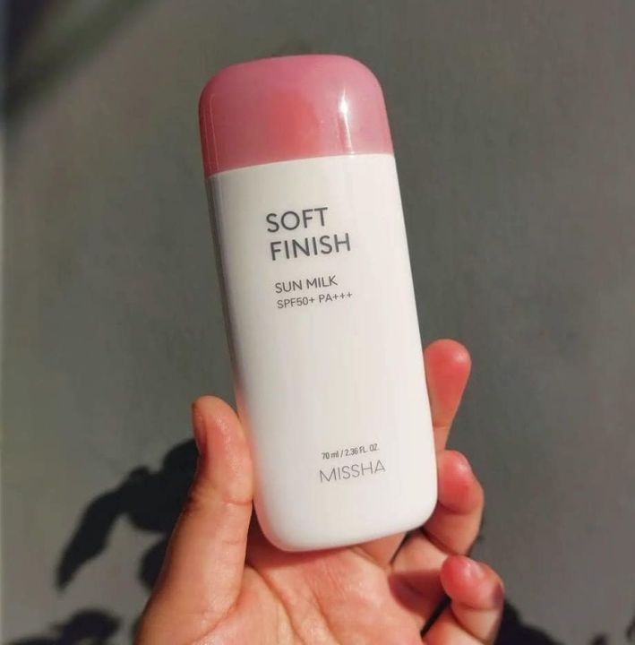 Missha%20Soft%20Finish%20Sun%20Milk%20SPF%2050+%20PA+++%20-%2070ml%20for%20extra%20care%20-%20Image%202