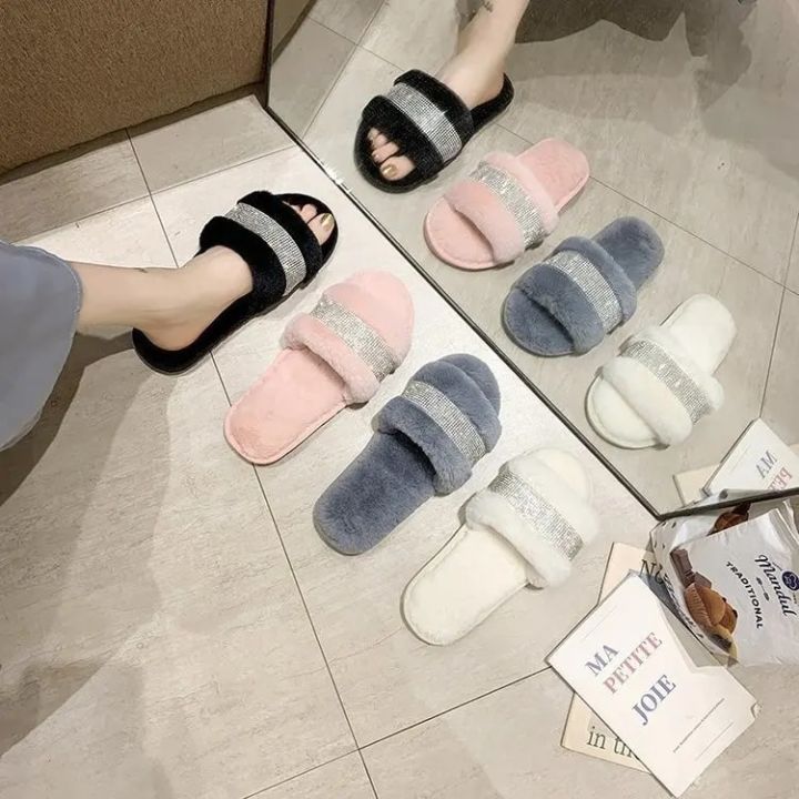 Winter%20Luxury%20Rhinestone%20Women%20Warm%20Fur%20Slippers%20Cozy%20Fluffy%20Furry%20Slides%20Crystal%20Flat%20Indoor%20Design%20Home%20Shoes%20Ladies%2043%20-%20Image%202