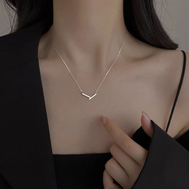 French%20cold%20style%20simple%20necklace%20women's%202023%20new%20design%20sense%20niche%20light%20luxury%20temperament%20clavicle%20chain%20necklace%20-%20Image%202