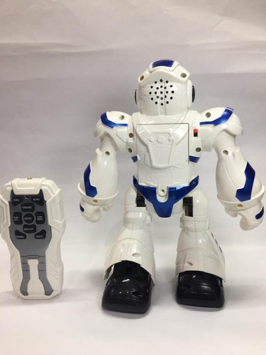 RC%20Dancing%20Robot%20Lighting%20and%20Music%20-%20Image%204