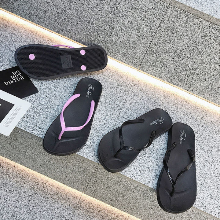 Summer%20Flip-Flops%20Women's%20Net%20Red%20Flat%20Bottom%20High-Looking%20Non-Slip%20Slippers%20Women%20Couple%20Beach%20Outdoor%20Wear%20Seaside%20Plywood%20Flip-Flops%20-%20Image%202