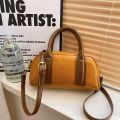 Retro hand-held commuter bag women's 2024 new high-end small square bag versatile fashion one-shoulder cross-body armpit bag. 