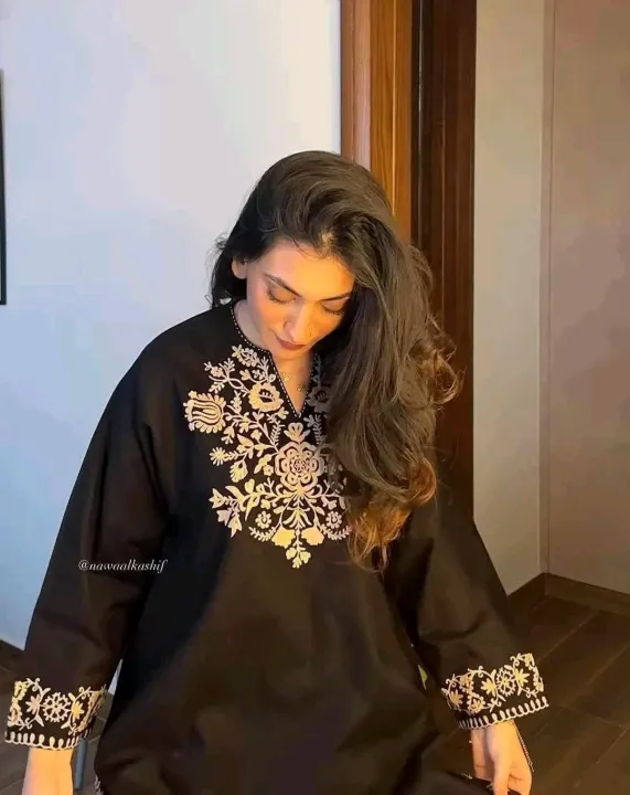 Summer%20Falls%20Designer%20Two%20Piece%20Set%20Tops%20Style%20Shorts%20Shalwar%20Kameez%20-%20Image%203