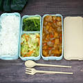 Bento Lunch Box Set With Bento Lunch Bag,Re-usable Airtight Food Storage Containers, Dishwasher Safe,900 ML.