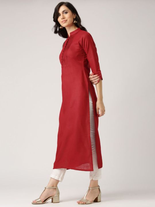 "Maroon%20Linen%20Stylish%20and%20Fashionable%20Casual%20Ready%20Made%20Kurti%20for%20Women%20(Tailor%20Made)%20-%20Maroon_NecktoBodyKuchi"%20-%20Image%204
