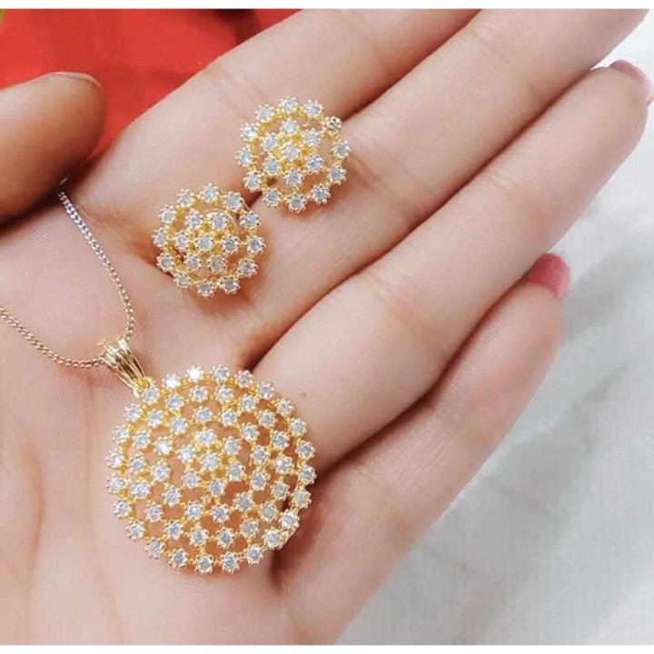 Fine and Antique Necklace Pendant Set Earrings Pearl, Pink Onyx