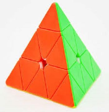 Pyramid%20Rubik's%20Cube%20-%20Image%203